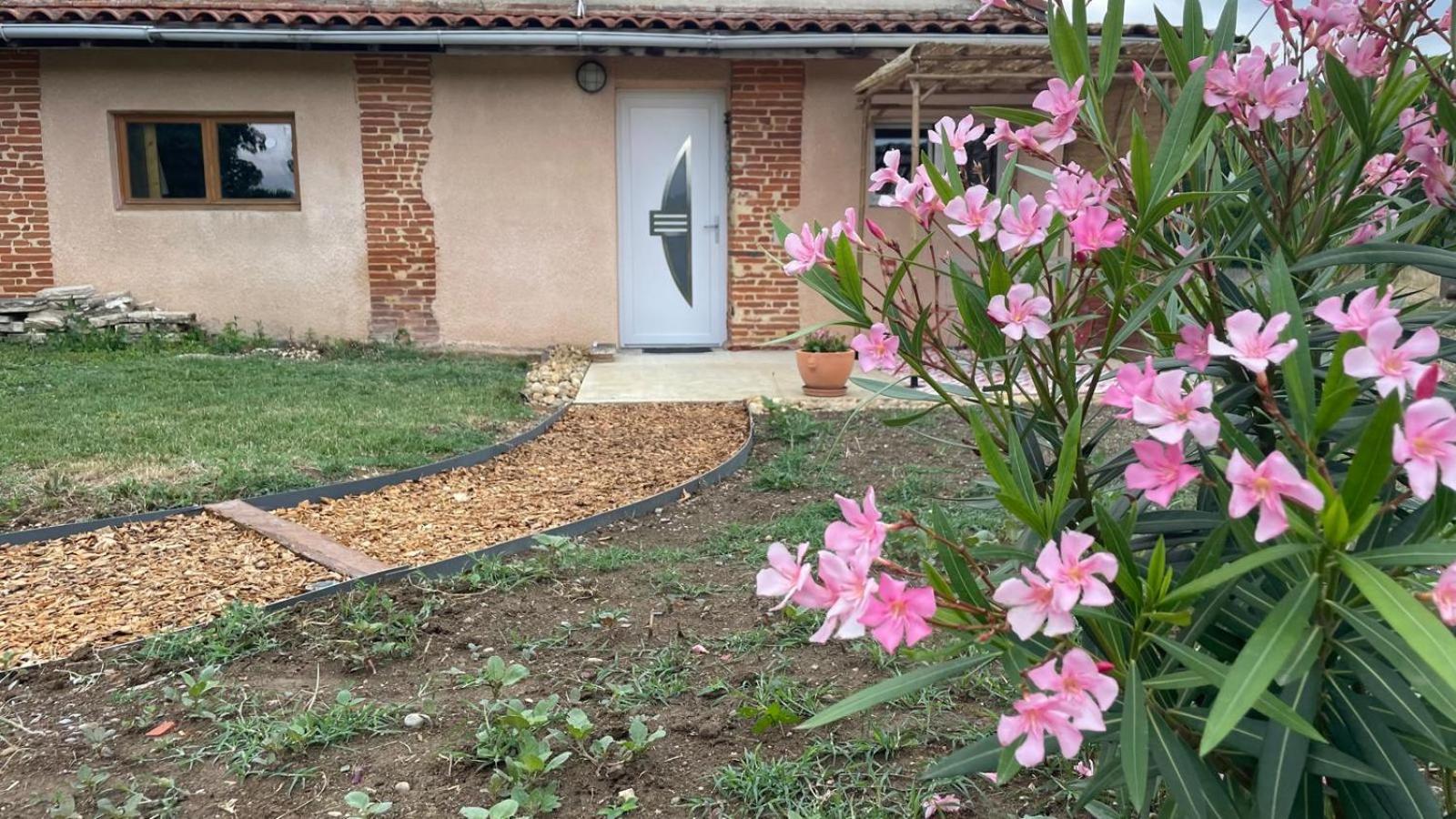 Le Gite De Cousal Esperce Buitenkant foto